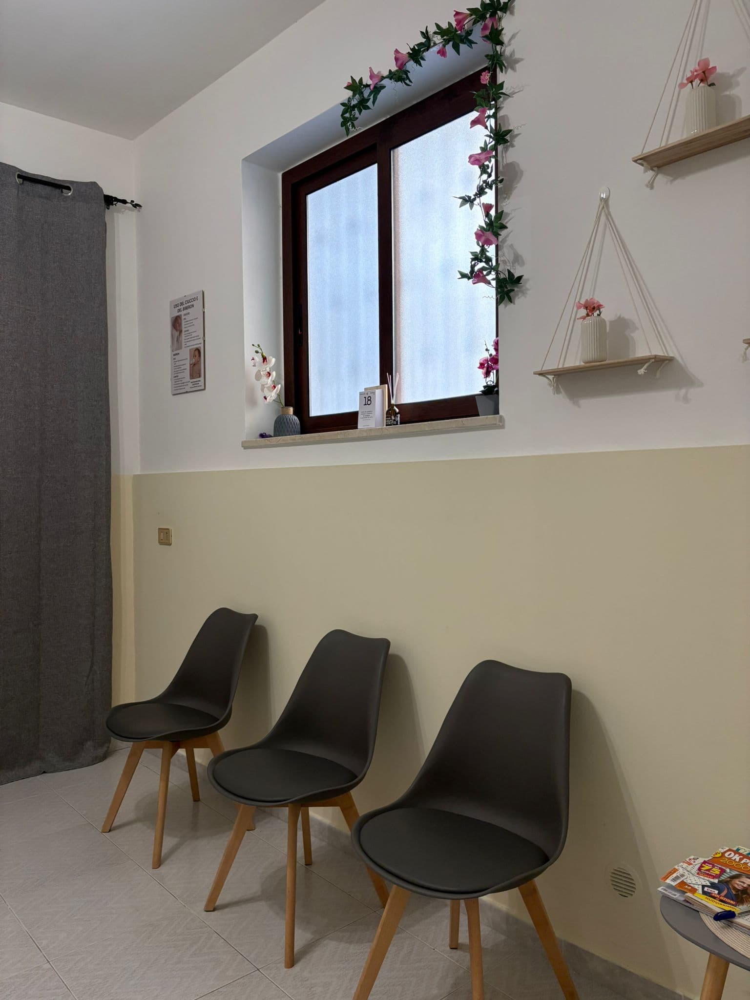 Sala di Attesa (Sedie)